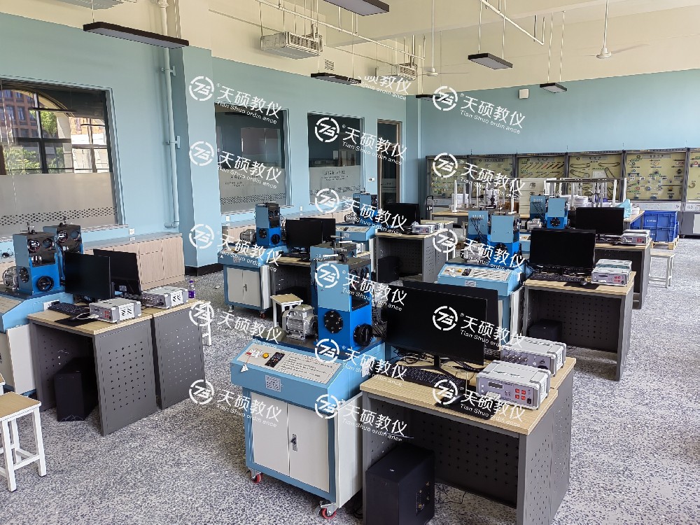 中原科技學院新校區(qū)理工學部實驗室建設項目 順利安裝、調試、培訓、驗收通過